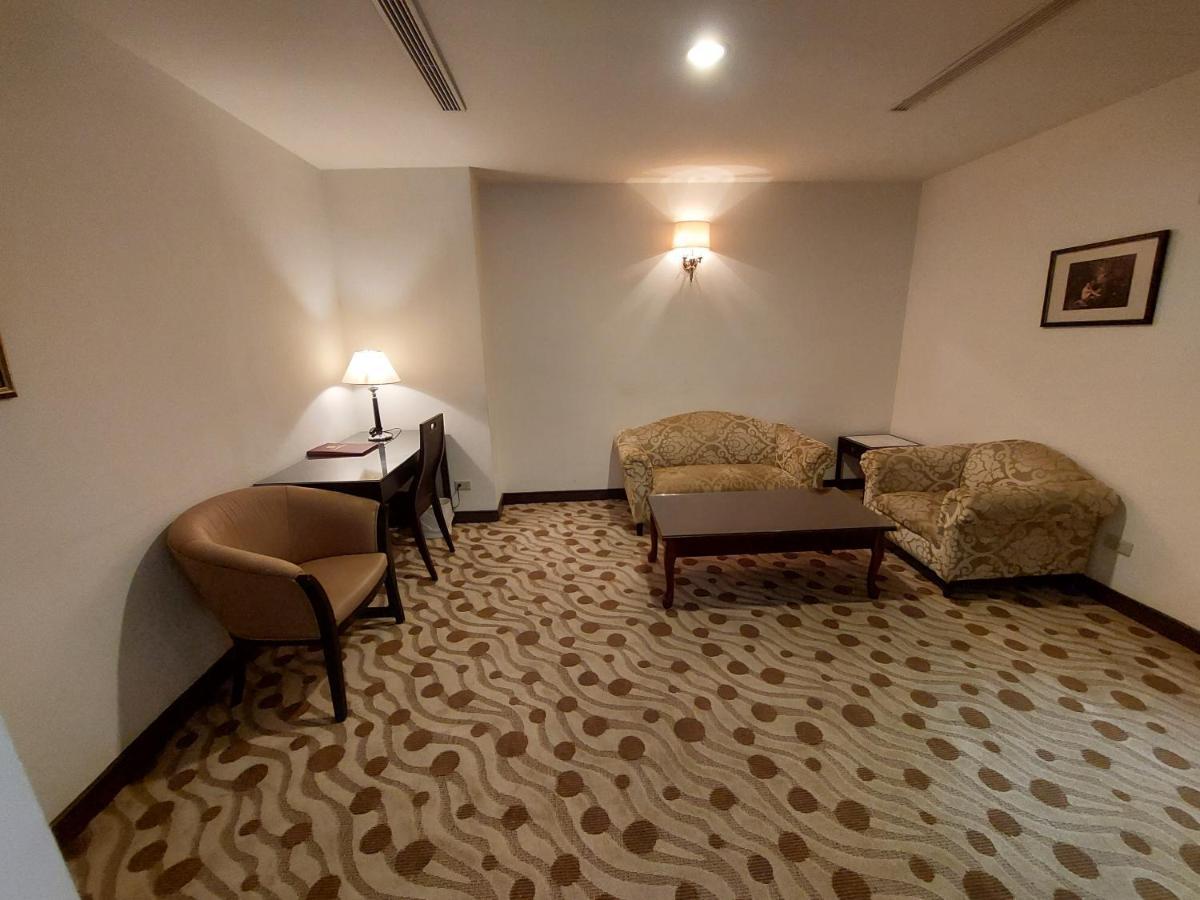 Herkang Hotel تايتشونغ المظهر الخارجي الصورة