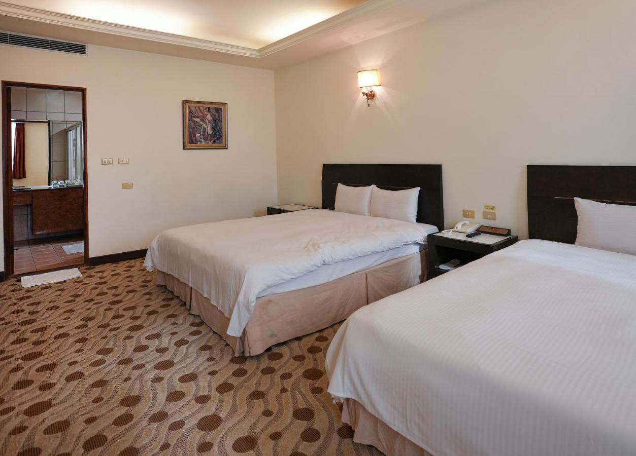 Herkang Hotel تايتشونغ المظهر الخارجي الصورة