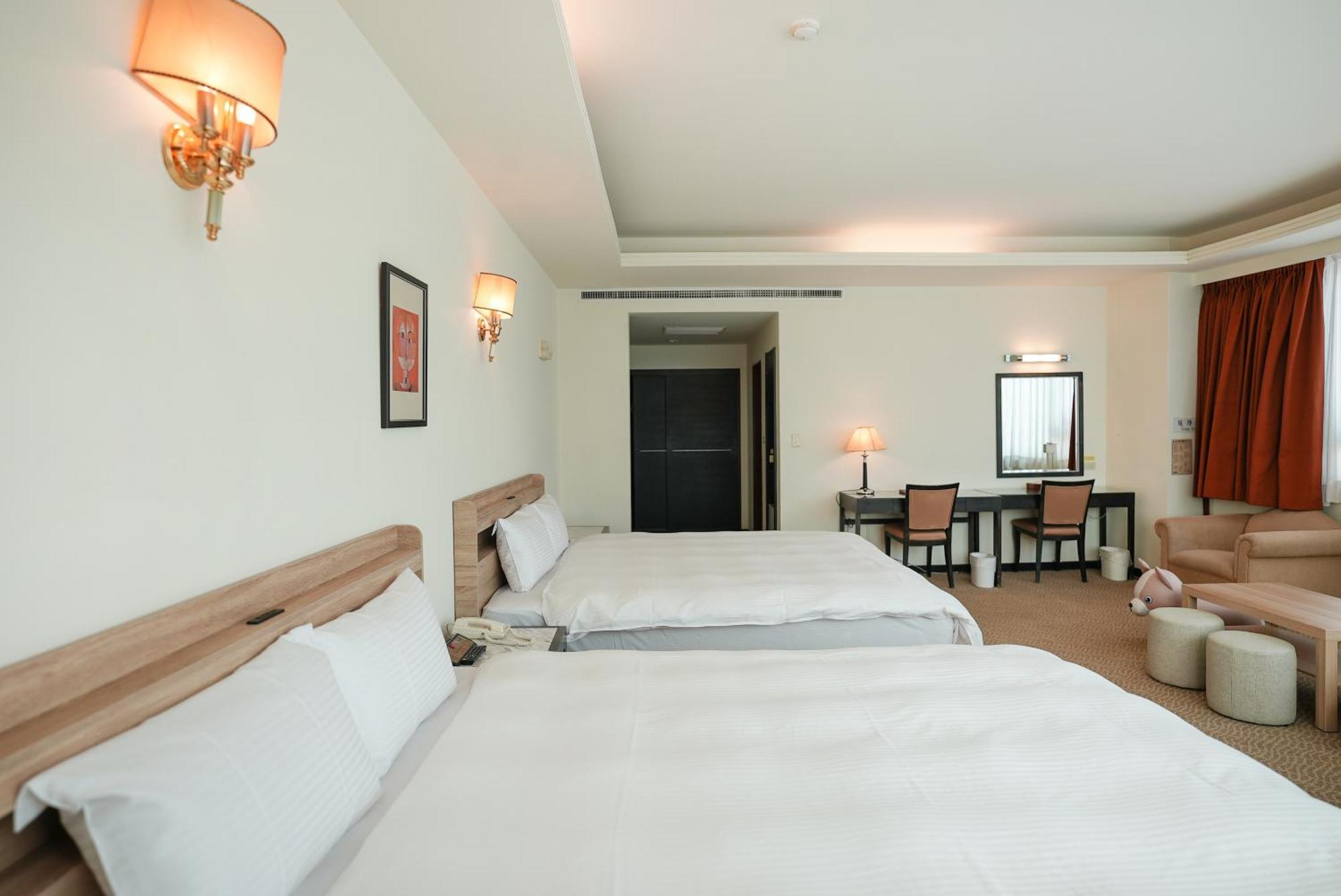 Herkang Hotel تايتشونغ المظهر الخارجي الصورة